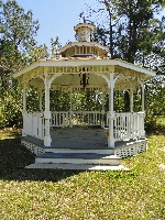 The Gazebo at Book Nook Inn bed and breakfast Outside of Beaumont, TX - in the town of Lumberton, TX
