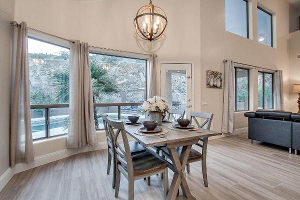 Kitchen Table with Views of Preserve