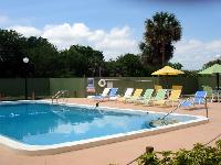 Tropical Days Inn Resort