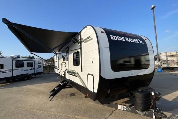 2025 Heartland Eddie Bauer 34’ 3 slide trailer