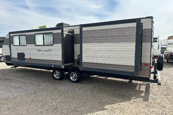2018 Grey Wolf two bedroom