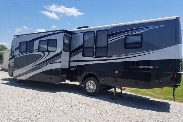 2007 Southwind 37' 3 slide out