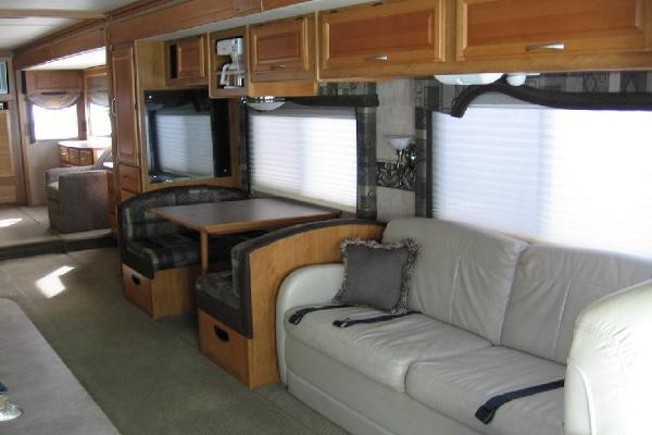 Expedition Motor Homes & 1st Choice RV