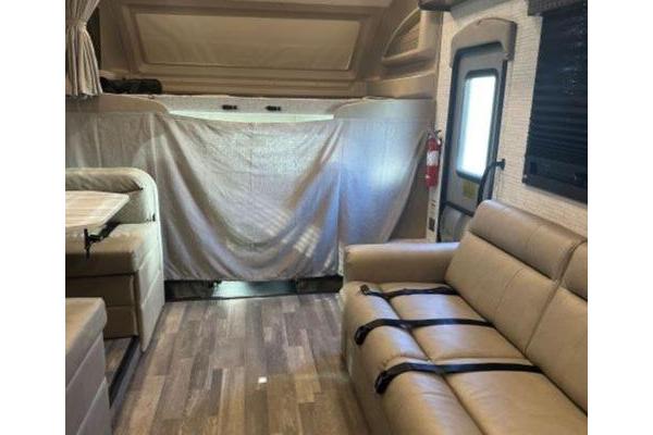 Expedition Motor Homes & 1st Choice RV
