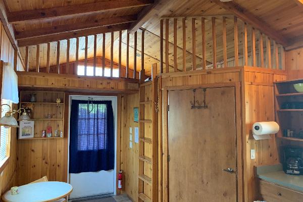 Apache Cabin with Sleeping Loft