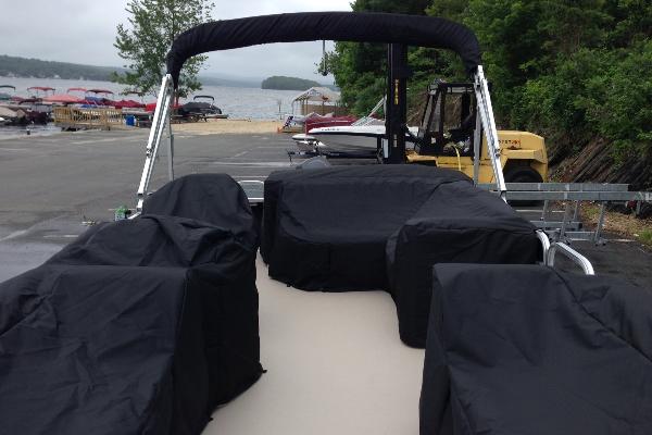 Seat Covers keep boat dry and clean