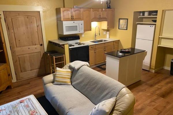 Apartment B 