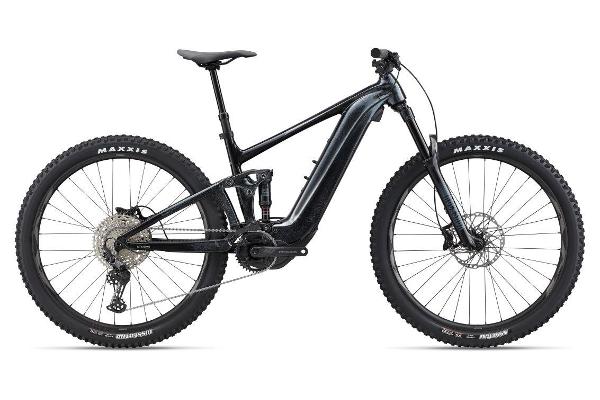 Faster up the climbs, longer loops, more singletrack fun on any given day. Free yourself to push your trail riding to the next level with this powerful, fun and smooth-riding E-bike.