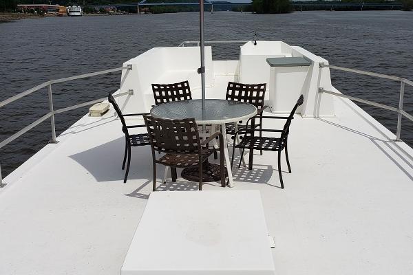 Top Deck On The Backwater Lodge