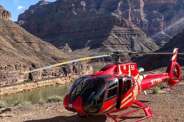 Grand Canyon West Rim | Helicopter & Pontoon Boat | VIP Private tour