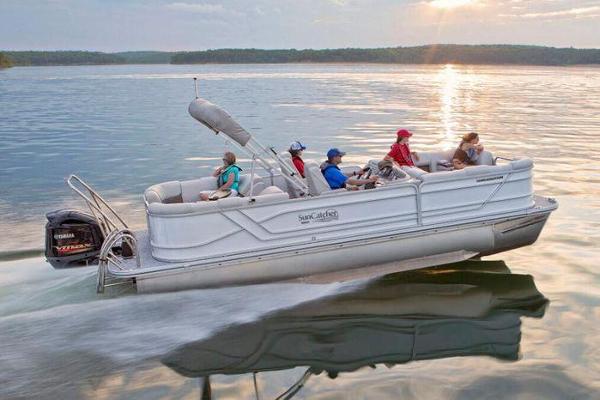 25 Ft pontoon. Fits up to 12 with plenty of space. Comes with Bluetooth and a lily pad.
