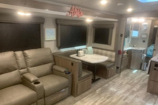 Tommy's Travel Trailers