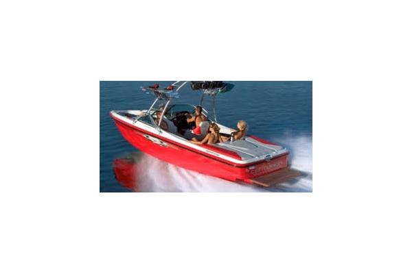 22' Ski, Surf and Wakeboard Boat.  Seating up to 10.  Performance Tow Boat.