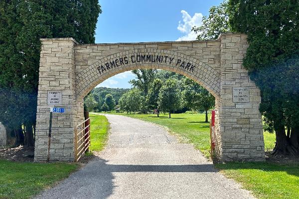 Farmer's Community Park Entrance